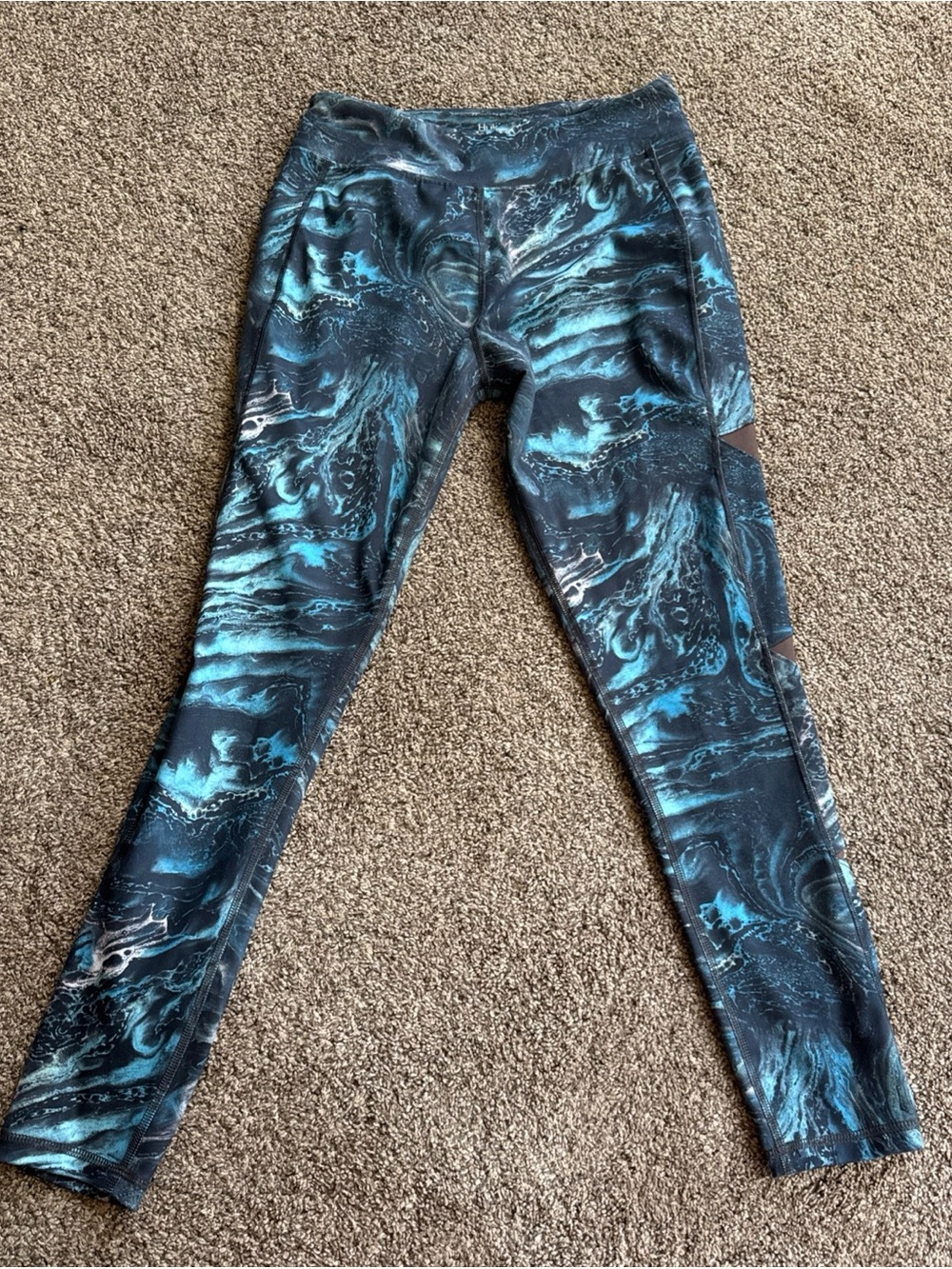 Huk Women’s Medium Blue Watercolor Brown Mesh Leggings EUC